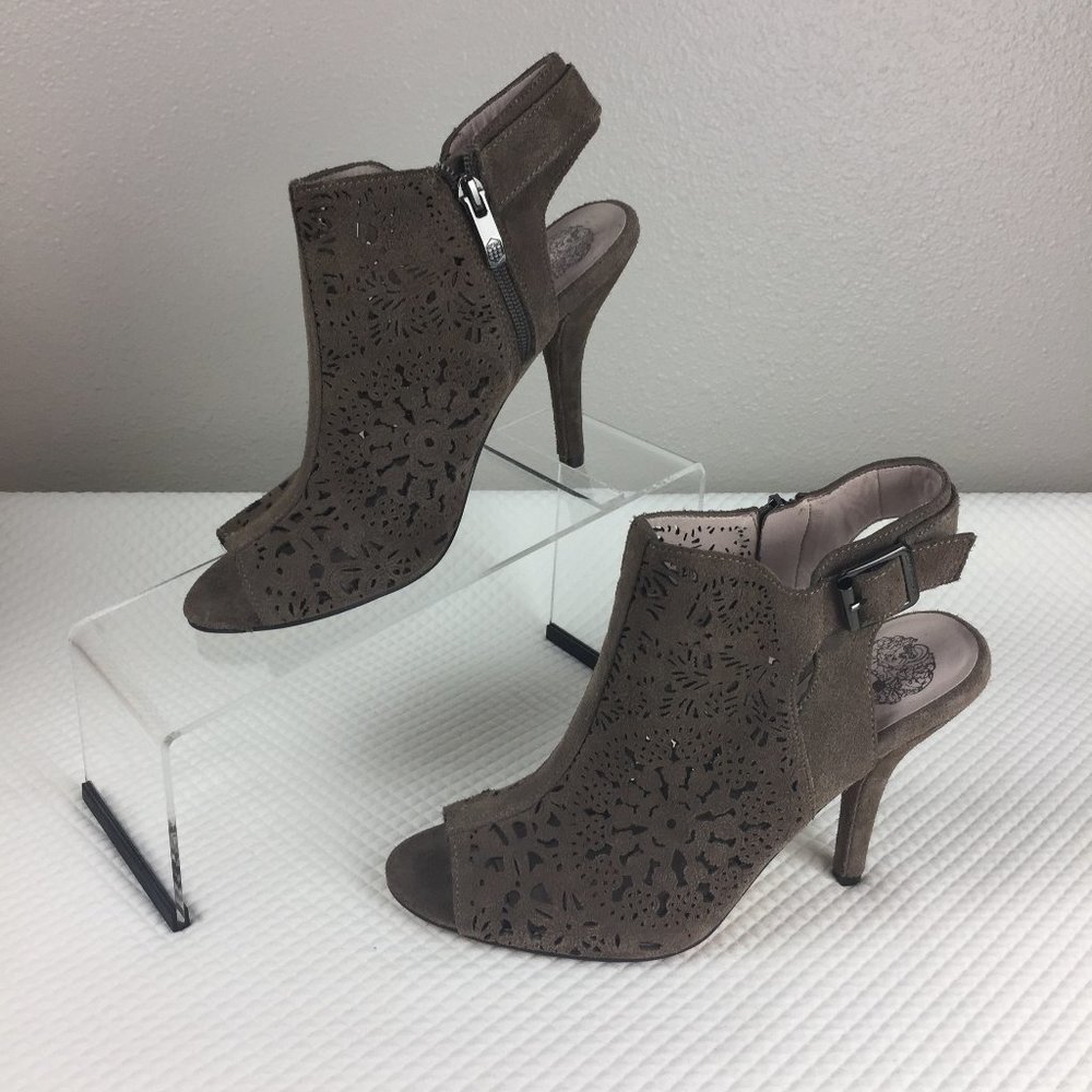 BRAND NEW Suede Leather Laser Cut Shooties size 8